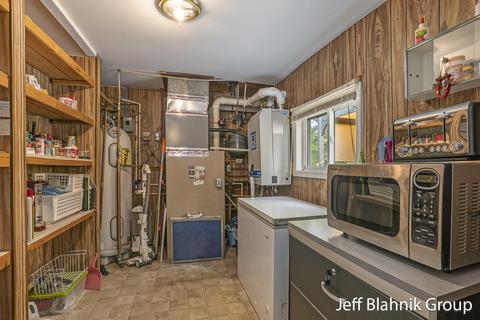 4963 E 36th St, Newaygo, MI 49337 photo 17