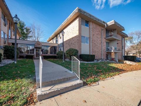 756 W Kilgore Rd #301, Kalamazoo, MI 49008