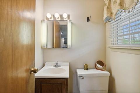 4851 Clinton Rd, Jackson, MI 49201 photo 33