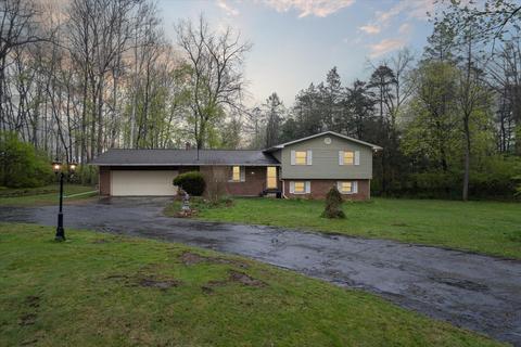 4851 Clinton Rd, Jackson, MI 49201