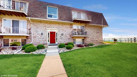 3620 Lakeshore Dr #F6, St. Joseph, MI 49085