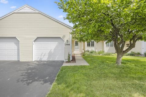 2906 Parkside Dr #45, Jenison, MI 49428
