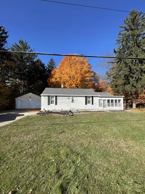 3754 Lincoln Ave, St. Joseph, MI 49085