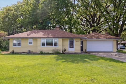 69002 Brady Rd, Edwardsburg, MI 49112