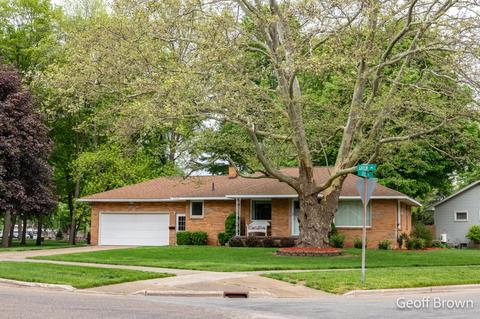 5382 Green Ave, Hudsonville, MI 49426