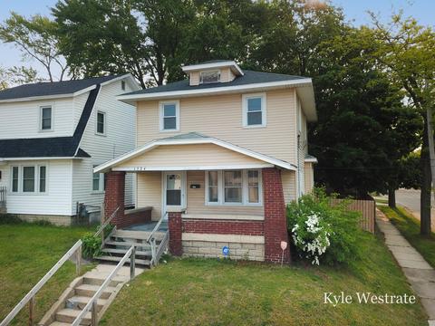 1524 Eastern Ave SE, Grand Rapids, MI 49507