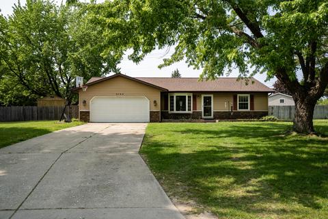 3749 Lane Ct, St. Joseph, MI 49085