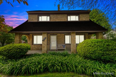 2401 Plainfield Ave NE, Grand Rapids, MI 49505