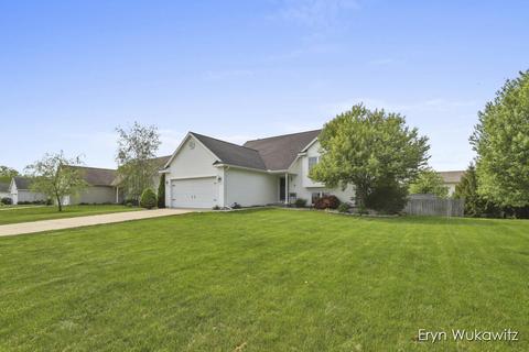 2649 Edson Dr, Hudsonville, MI 49426