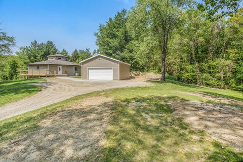 13963 Oberley Dr SE, Lowell, MI 49331