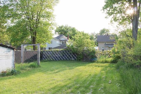 326 Bates St, Jackson, MI 49202 photo 6