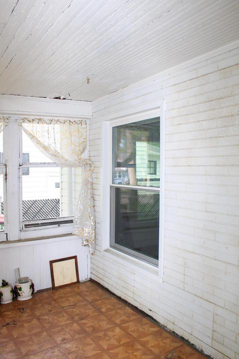 326 Bates St, Jackson, MI 49202 photo 8