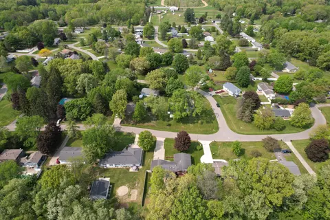 6589 Lorrie Dr, Spring Arbor, MI 49283 photo 101