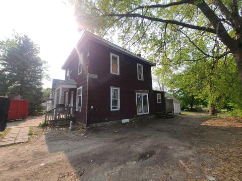 515 Crooks St, Belding, MI 48809 photo 7