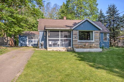 783 Stuart Lake Rd, Marshall, MI 49068