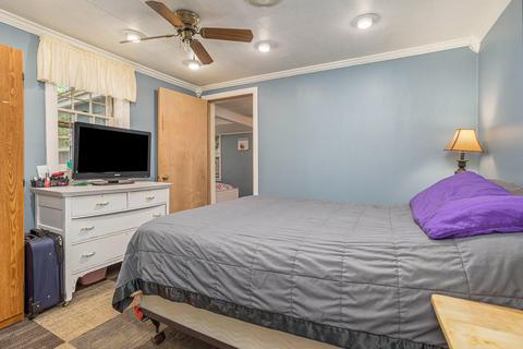 783 Stuart Lake Rd, Marshall, MI 49068 photo 16