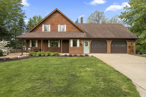993 76th St SE, Byron Center, MI 49315