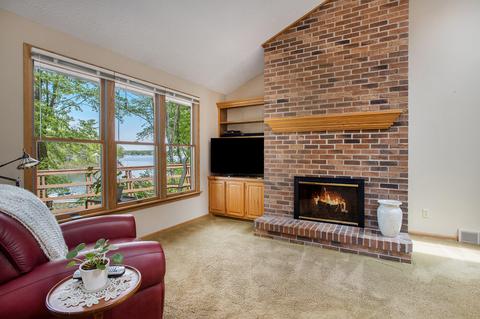 11500 Long Point Dr, Plainwell, MI 49080 photo 3