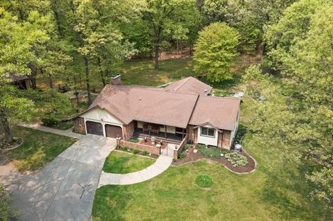 6207 Oak Valley Dr NE, Belmont, MI 49306