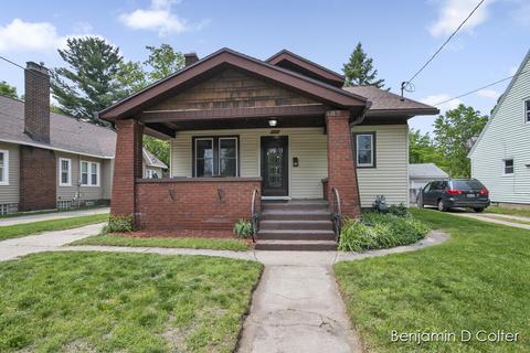 1933 Linden Ave SE, Grand Rapids, MI 49507