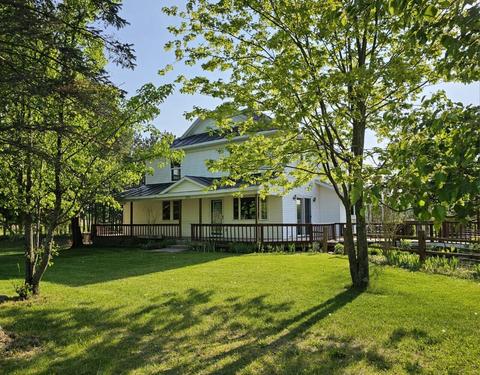 223 N Luce Ave, Fremont, MI 49412