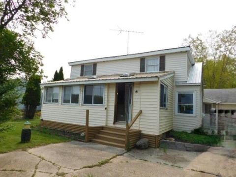 6831 Sunoco Dr, Newaygo, MI 49337