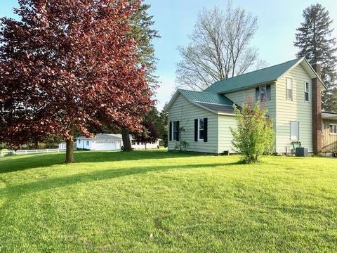 5416 W Kistler Rd, Ludington, MI 49431