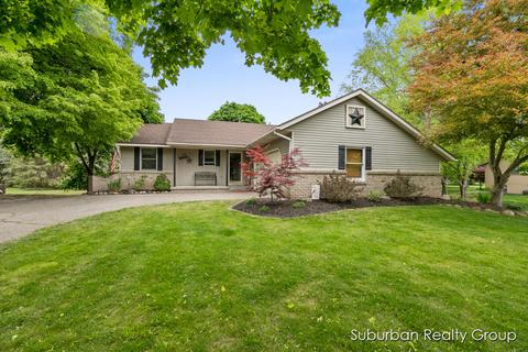 3101 Creek Ridge Dr, Hudsonville, MI 49426