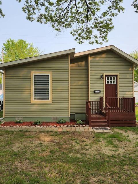 1849 Cedar Ave, Muskegon, MI 49445