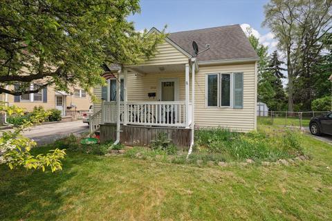 2942 N Michigan Ave, Saginaw, MI 48604