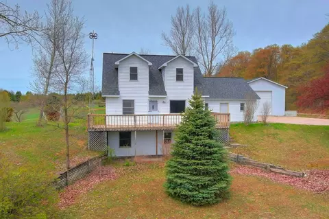 1637 Blue Spruce Ln, Traverse City, MI 49685