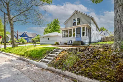 814 Hoyt St, St. Joseph, MI 49085