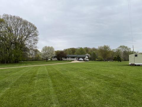 16504 Whispering Meadows Dr, Stockbridge, MI 49285