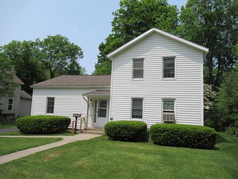 420 Monroe St, Allegan, MI 49010