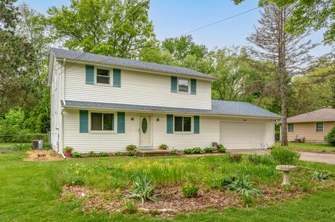 8320 Yale Ave, Richland, MI 49083