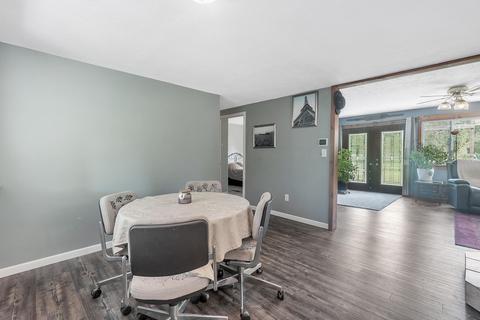 379 Bullis Rd, Gregory, MI 48137 photo 6
