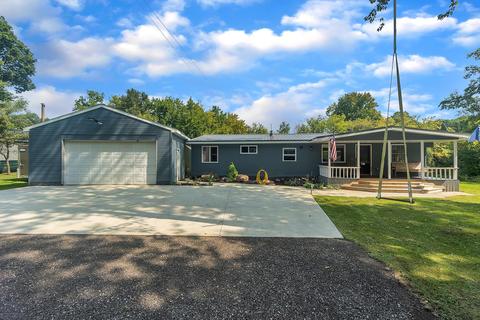379 Bullis Rd, Gregory, MI 48137 photo 2