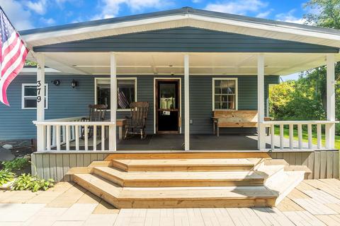 379 Bullis Rd, Gregory, MI 48137 photo 3