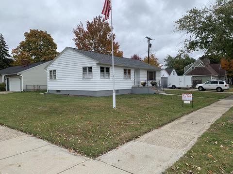 2814 Dawes Rd, Muskegon, MI 49441