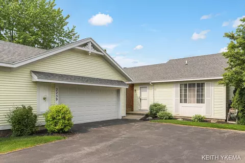 2259 Bridle Creek St SE, Kentwood, MI 49508