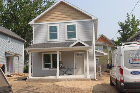 114 Burr Oak St, Kalamazoo, MI 49001