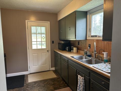 5274 Defield Rd, Coloma, MI 49038 photo 9