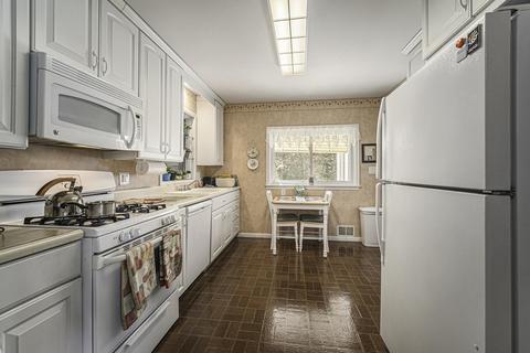 800 S Higby St, Jackson, MI 49203 photo 7