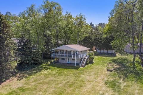 8086 Lumberjack Dr, Mears, MI 49436