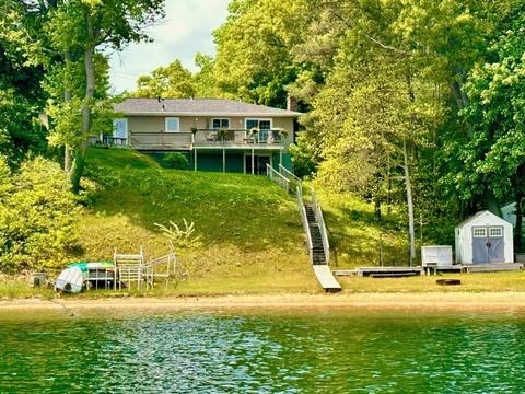 2006 W Lake Dr, Twin Lake, MI 49457