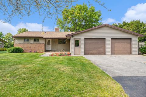223 W Lake St, Hart, MI 49420