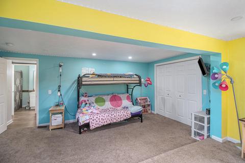 13734 S Elder Ave, Grant, MI 49327 photo 9