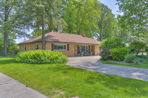 1209 S Brown St, Jackson, MI 49203