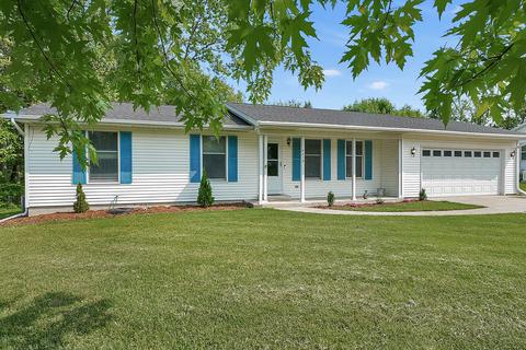 4438 Briarhill Dr, Portage, MI 49024
