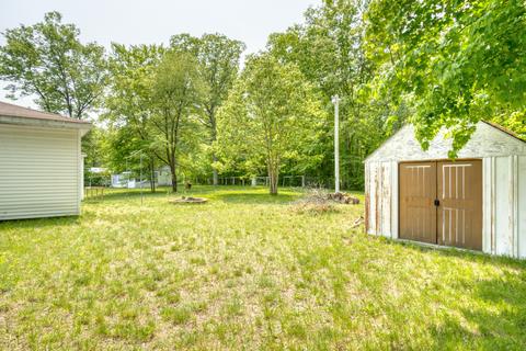 8961 N 23rd Ave, Bitely, MI 49309 photo 9